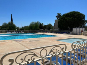 Joli appartement pour 2+2 personnes avec piscine